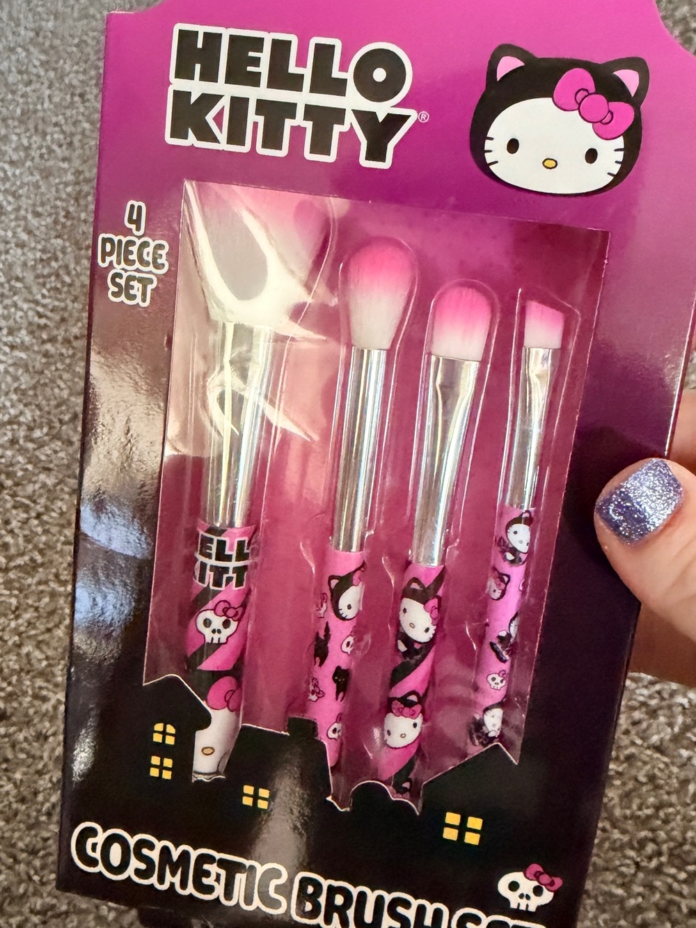 Hello Kitty 4 Piece Cosmetic Brush Set - Picture 5 of 5